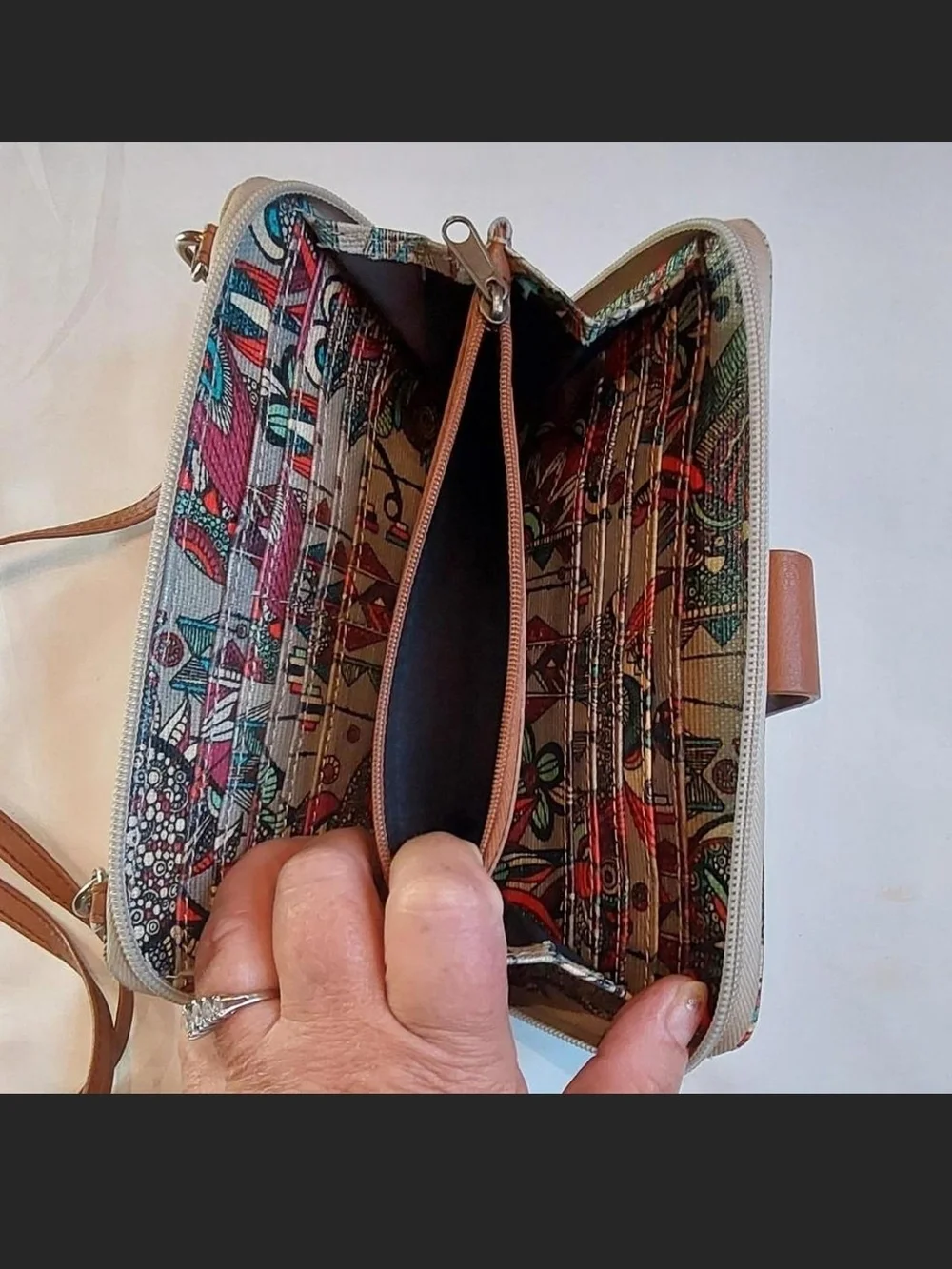 Sakroots large smartphone